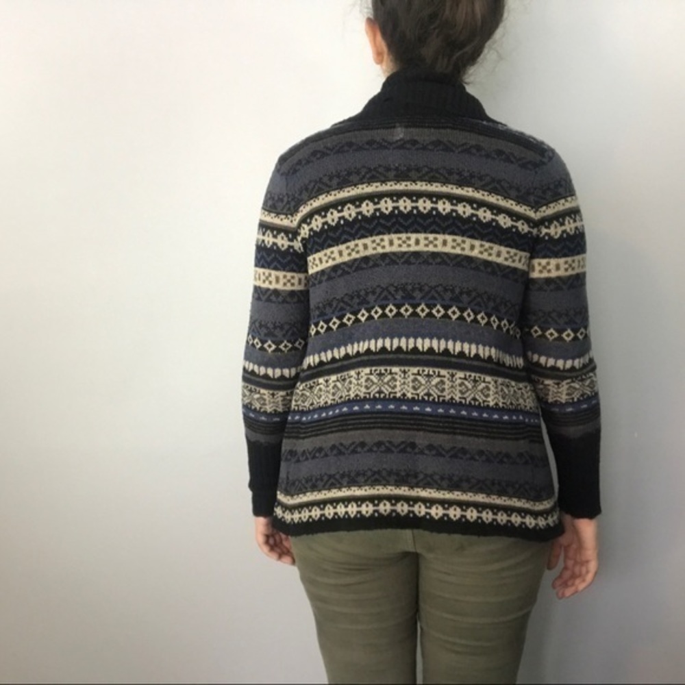 Fair Isle Cardigan - Picture 4 of 14